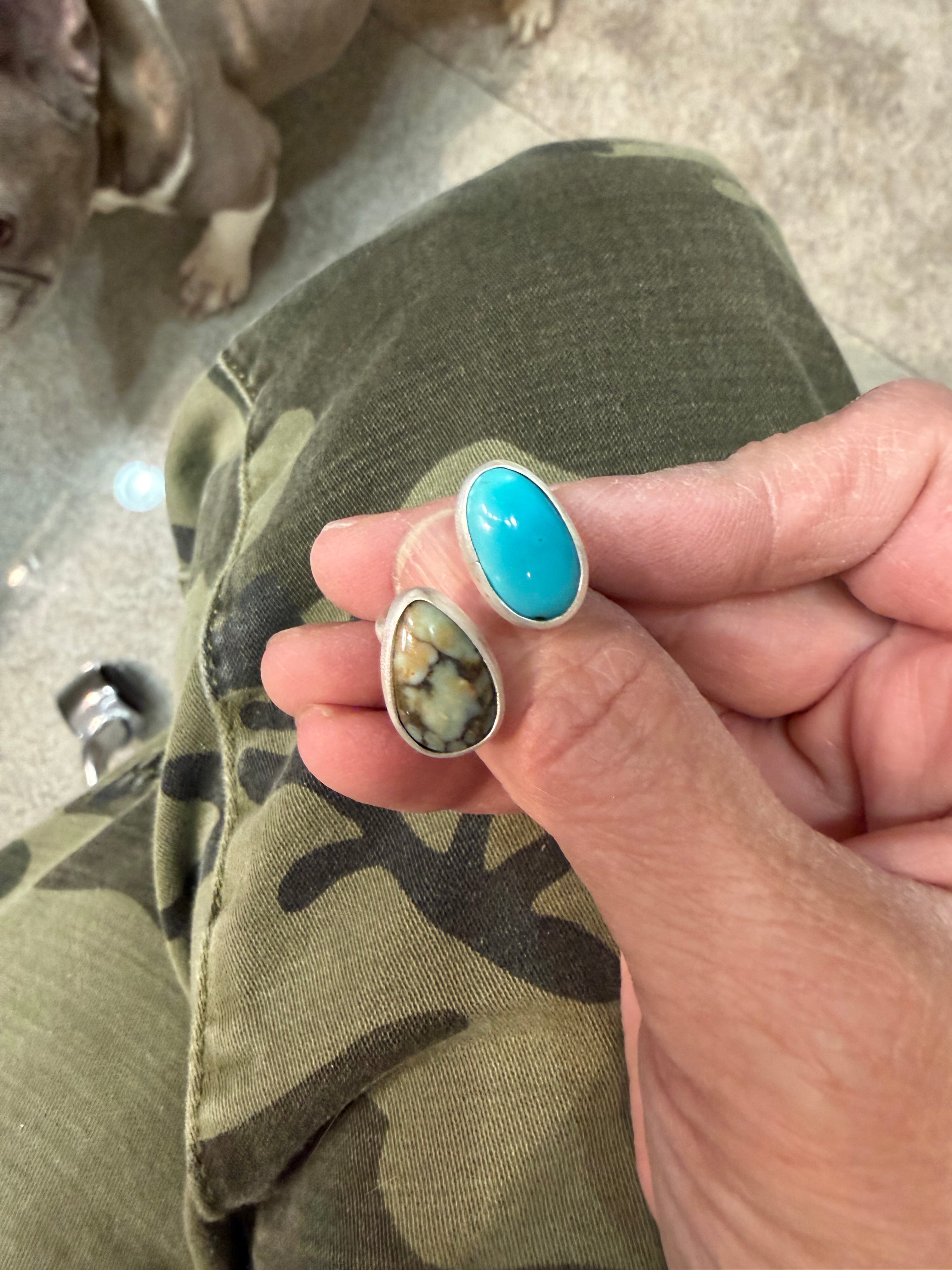 Adjustable Ring - Size 7 to 9 - it will fit!!