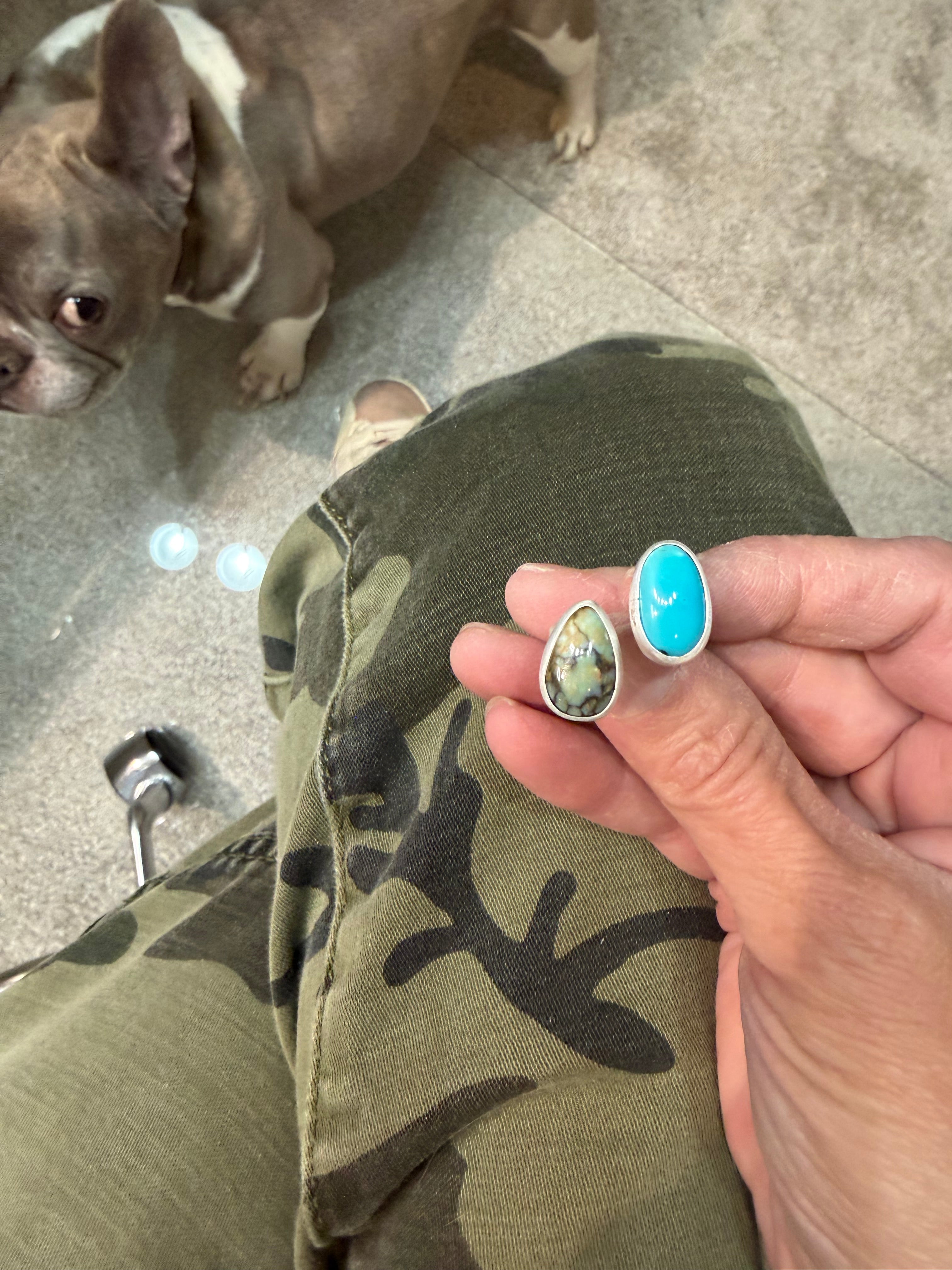 Adjustable Ring - Size 7 to 9 - it will fit!!