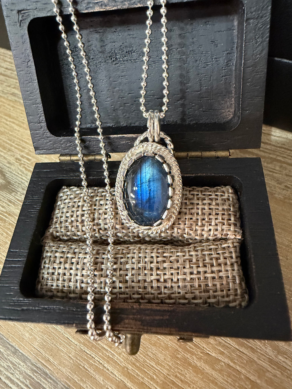 "New" Stunning Blue Labradorite Pendant and .925 Sterling Silver Chain