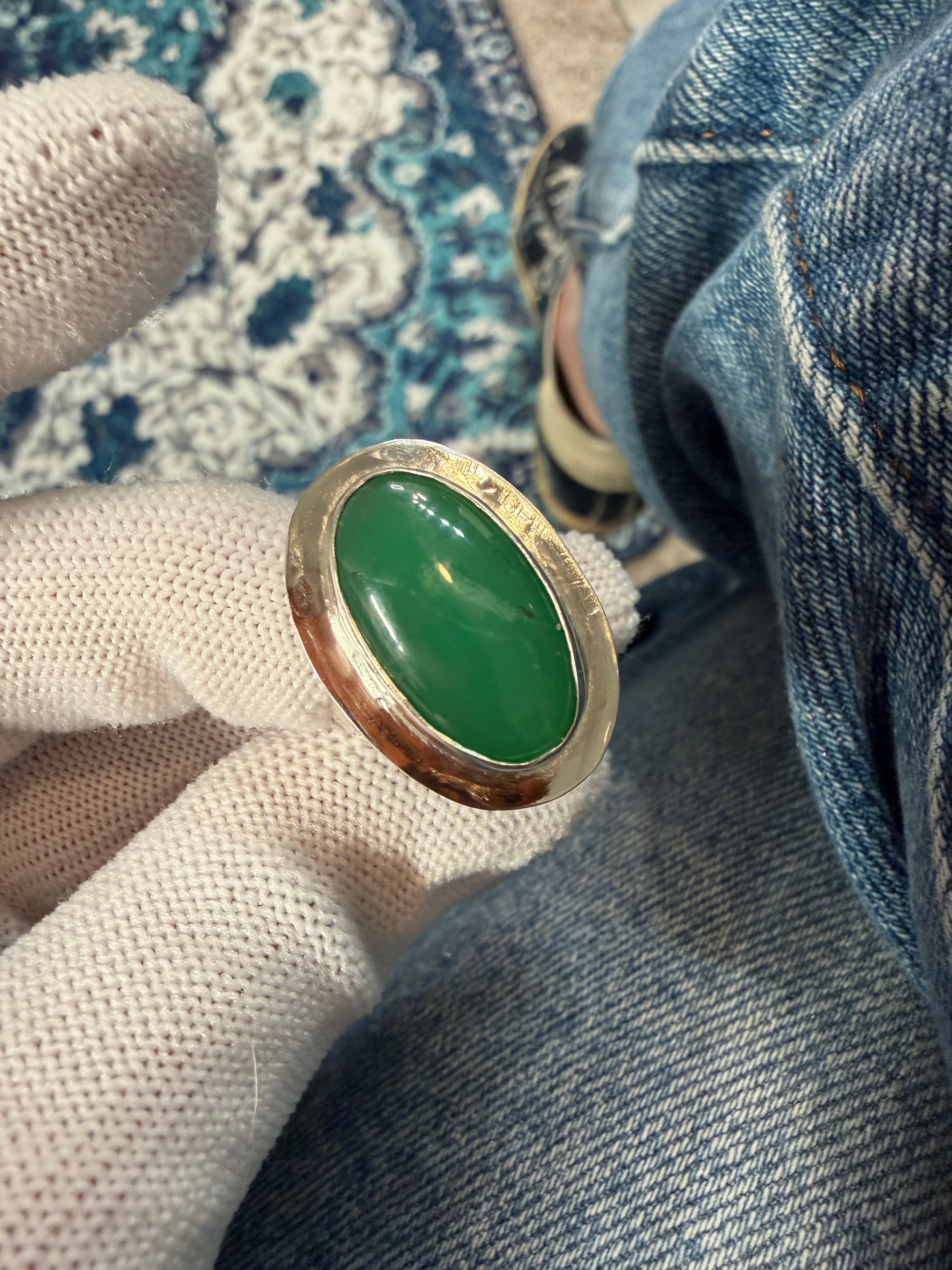 Can you say - STOP AND STARE! Australian Chrysoprase!! This Ring is for a GREEN GODDESS!