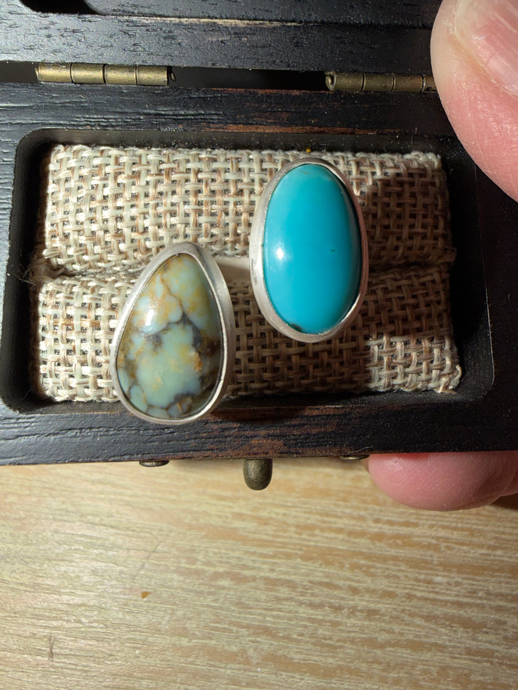 Adjustable Ring - Size 7 to 9 - it will fit!!