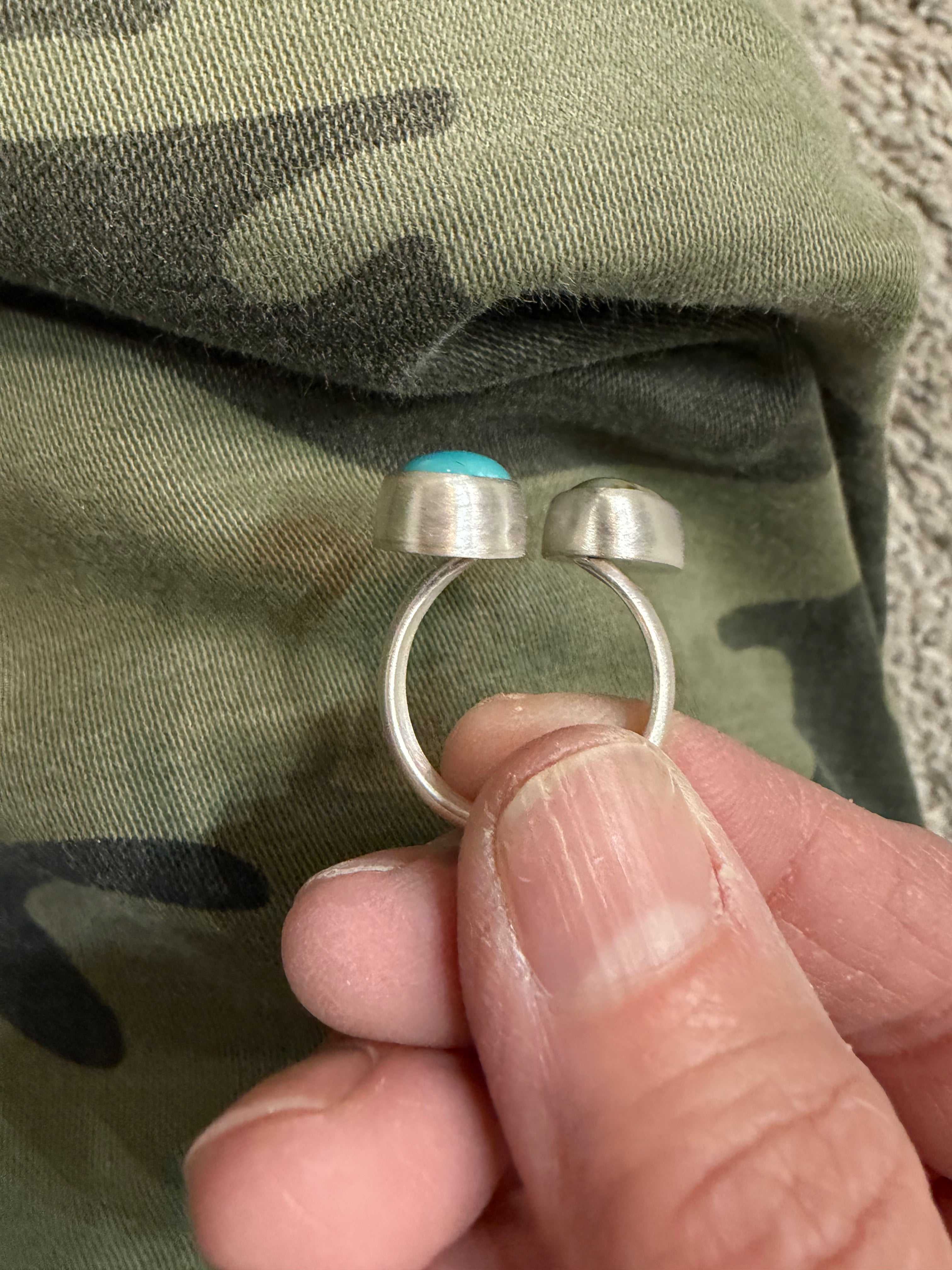 Adjustable Ring - Size 7 to 9 - it will fit!!