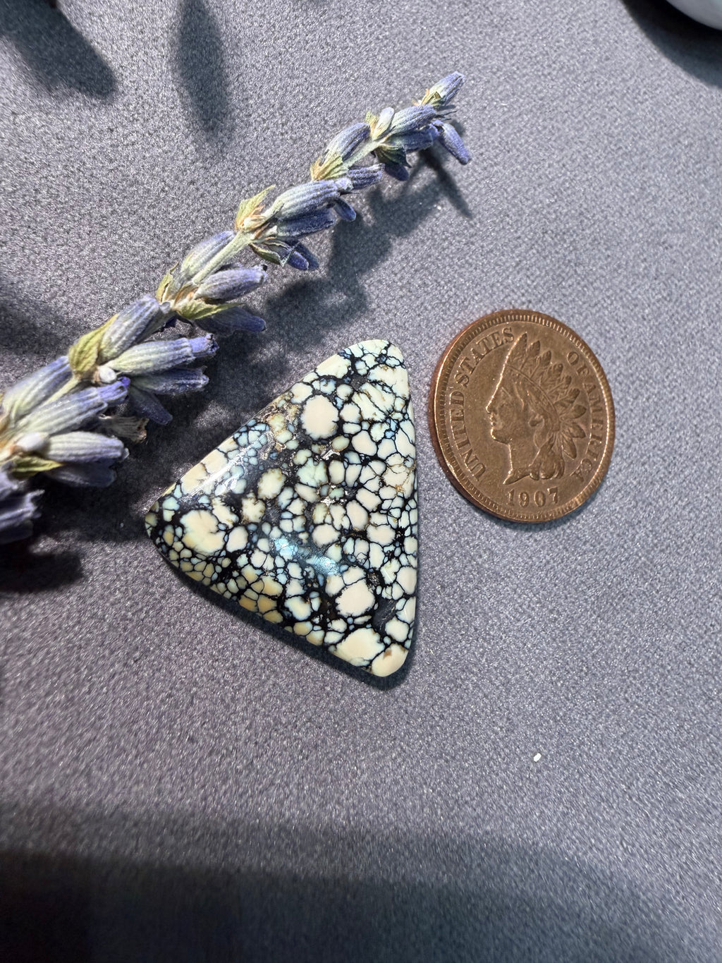 Colina Verde Variscite Triangular Cabochon!! Look at that Matrix!