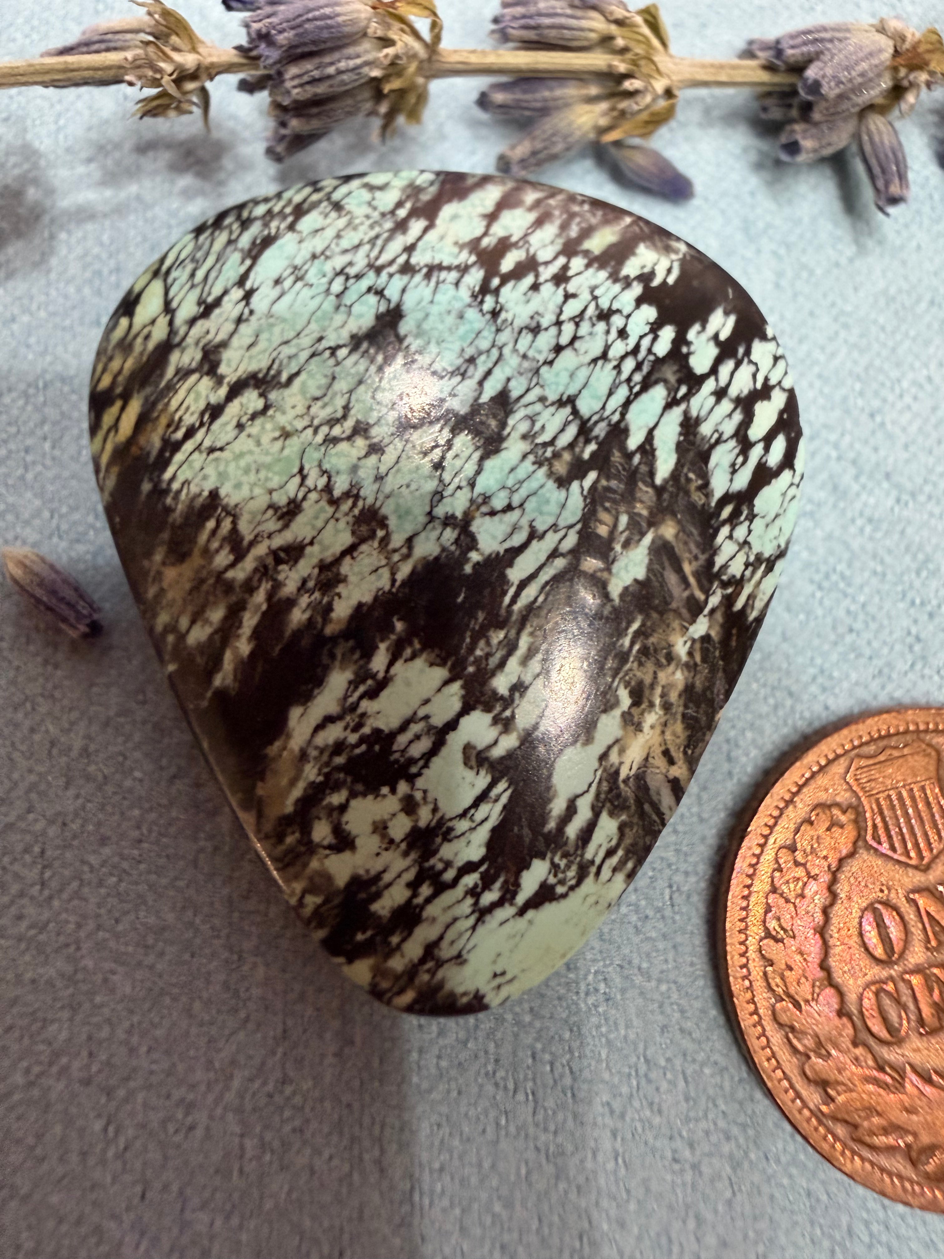 WOW! This is a HUNK of HUBEI! Unbacked! It's gorgeous on both sides!!