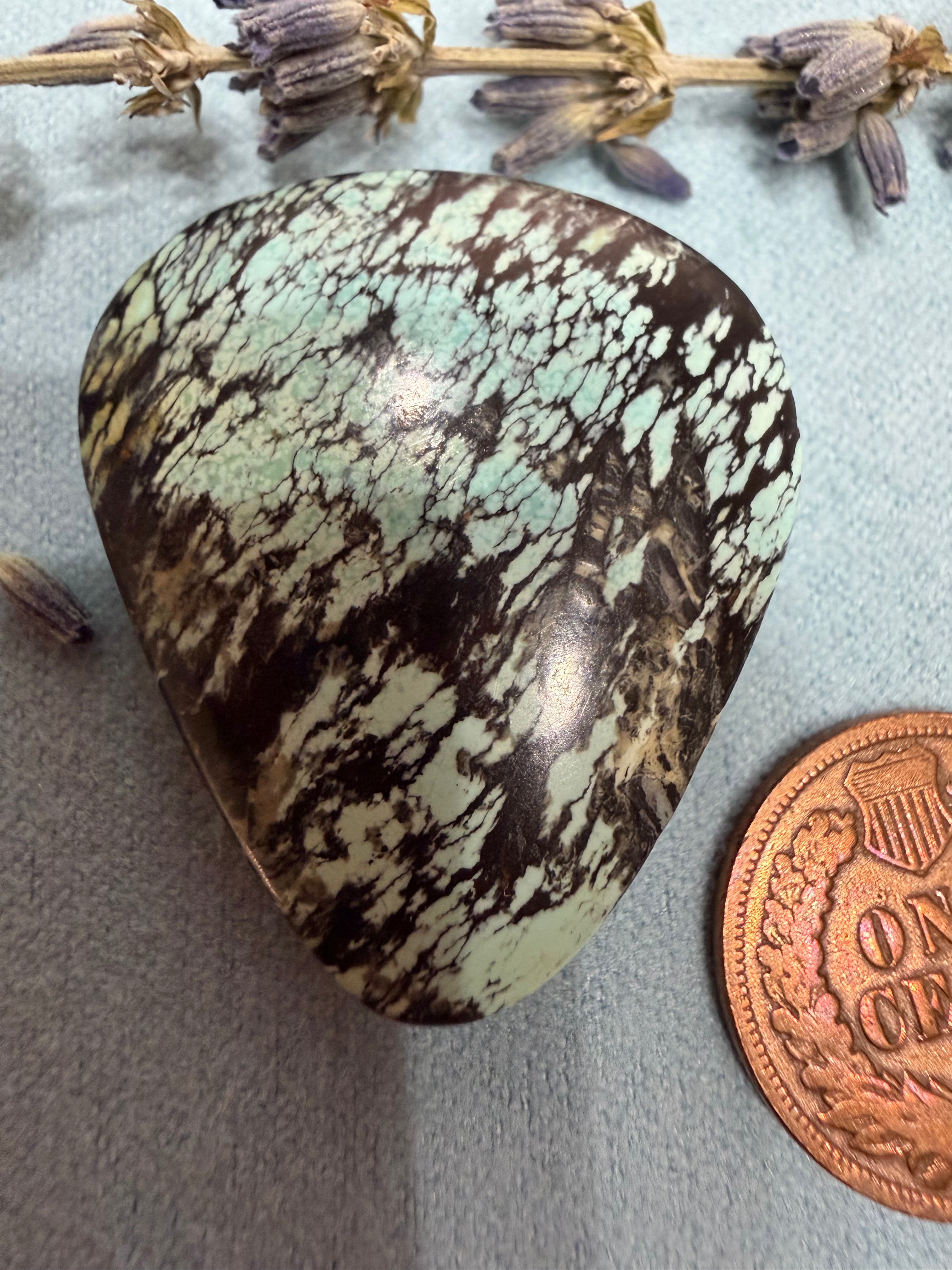 WOW! This is a HUNK of HUBEI! Unbacked! It's gorgeous on both sides!!
